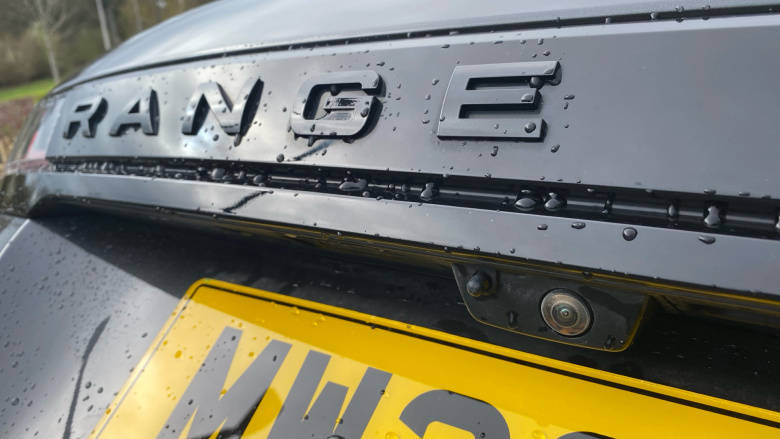 Land Rover Range Rover Evoque 2.0 D200 R-Dynamic SE 5dr Auto Diesel Hatchback